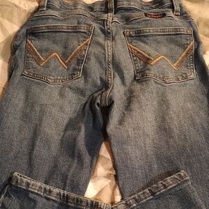 Wrangler Willow Denim Jeans in Light Blue with Brown Stitching Brand New